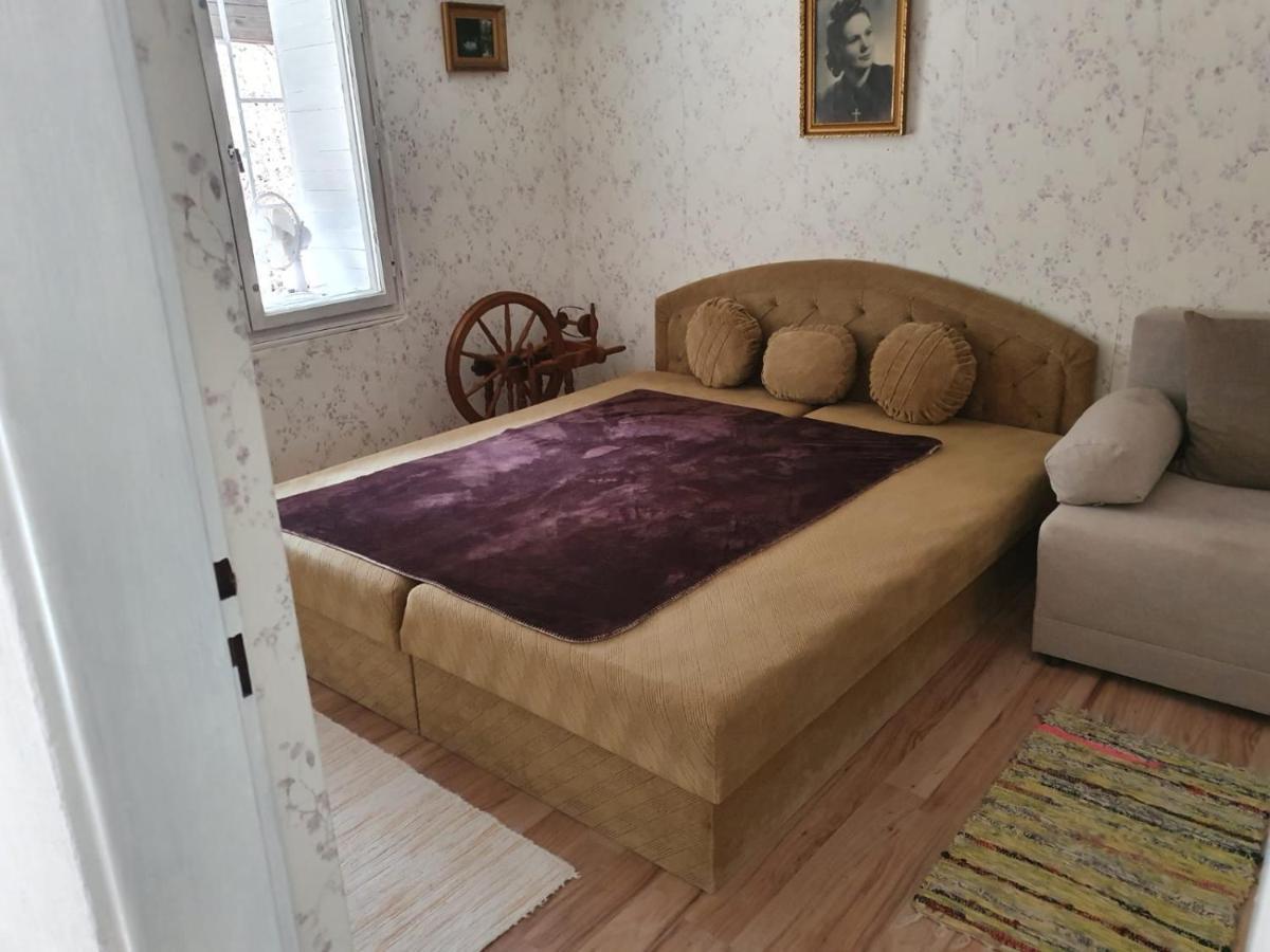 Horska Chata V Srdci Kremnickych Hor Bańska Bystrzyca Zewnętrze zdjęcie