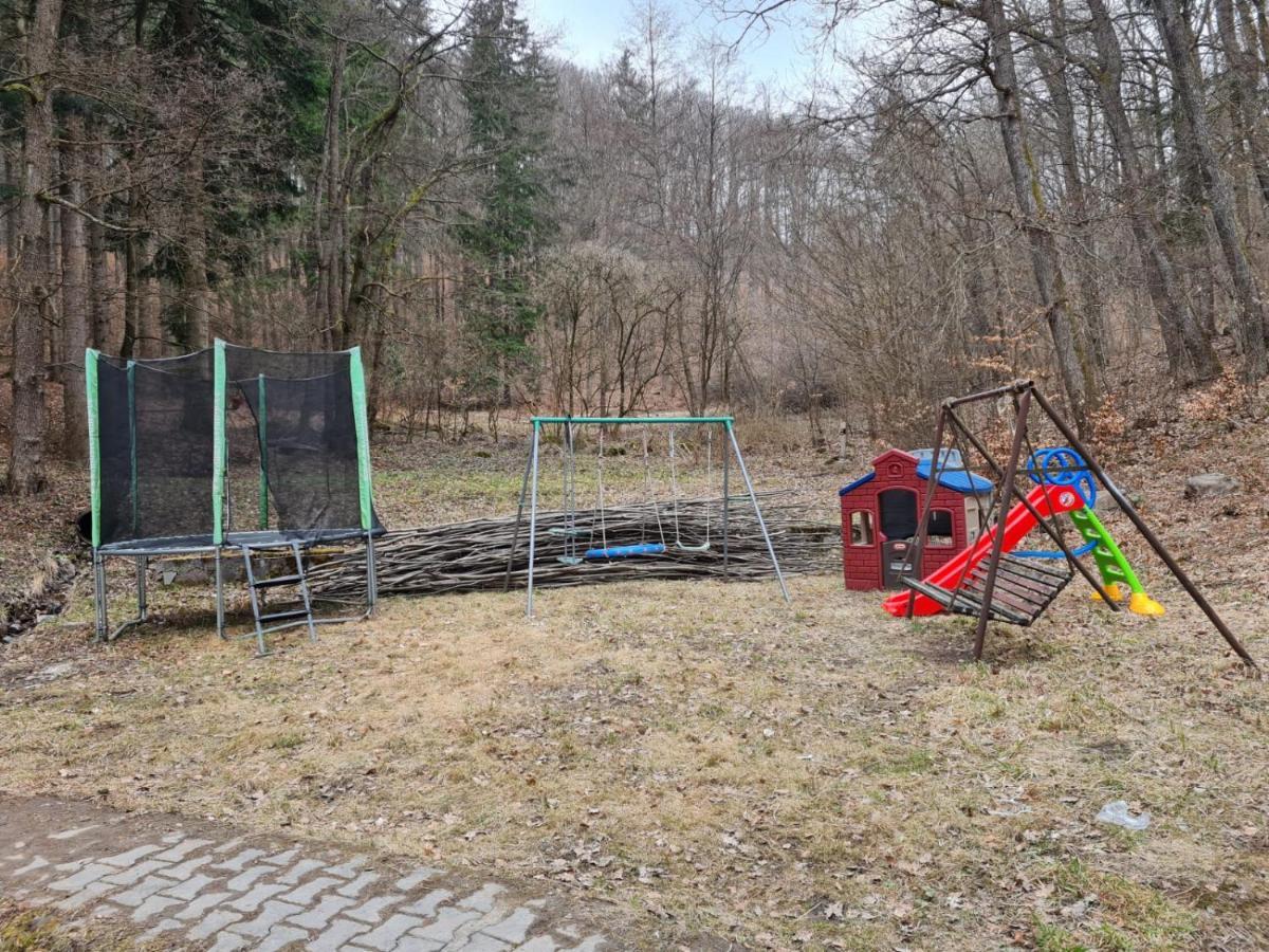 Horska Chata V Srdci Kremnickych Hor Bańska Bystrzyca Zewnętrze zdjęcie