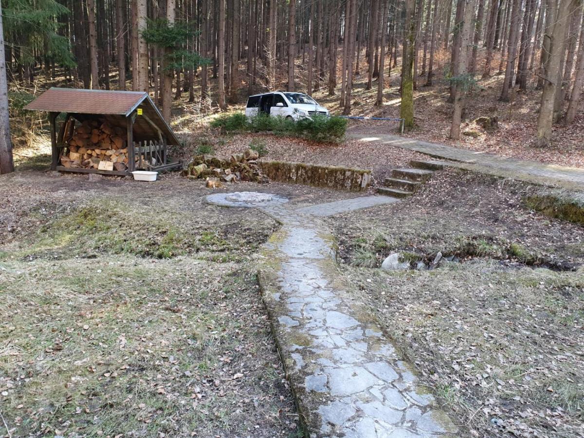 Horska Chata V Srdci Kremnickych Hor Bańska Bystrzyca Zewnętrze zdjęcie